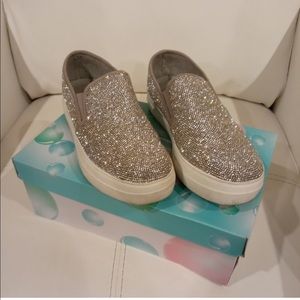 Sparkly Slip On Sneakers!